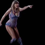 Taylor Swift Showgirl εποχή charts 2025