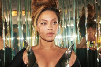 Beyoncé σε πρεμιέρα στο Dolby Theatre με λαμπερό φόρεμα