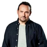 Κώστας Μακεδόνας στο νέο album Τραμπάλα με στίχους Λευτέρη Παπαδόπουλου και μουσική Γιάννη Χριστοδουλόπουλου