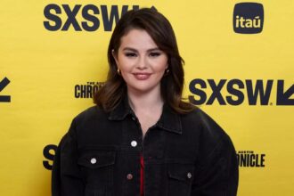 Selena Gomez και Bella Hadid δείχνουν πως η γυναικεία στήριξη είναι το νέο trend στο Victoria’s Secret Fashion Show