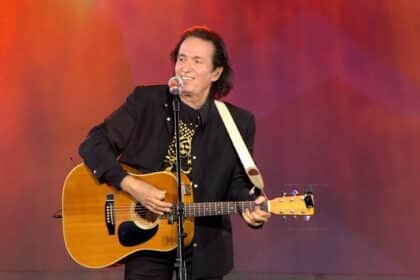 Πασχάλης με τους Olympians στη δεκαετία του ’60