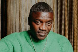 Akon μιλά για σχέδιο δημιουργίας σειράς ανδρικών πρόσθετων μαλλιών