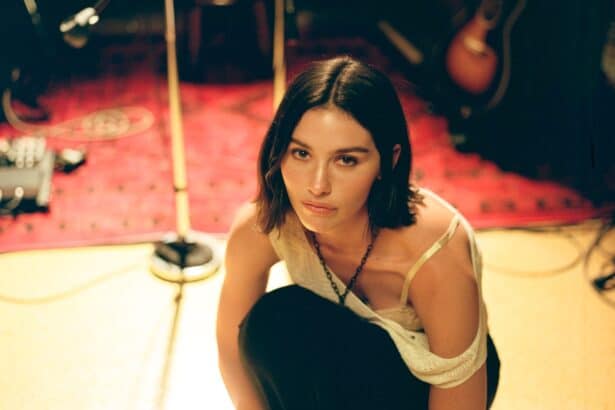 Η Gracie Abrams και ο Paul Mescal σε τρυφερή κοινή στιγμή από προσωπικές φωτογραφίες