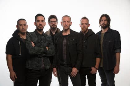 Linkin Park ακυρώνουν συναυλία στην Αδελαΐδα της Αυστραλίας κατά τη διάρκεια της περιοδείας From Zero World Tour