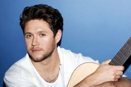 Myles Smith και Niall Horan στο Drive Safe artwork