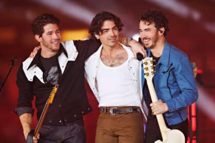 Jonas Brothers μιλούν για την Adele και την πορεία τους μετά τα Grammys