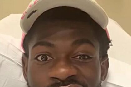 Lil Nas X στο δικαστήριο του Λος Άντζελες για την υπόθεση επίθεσης σε αστυνομικούς