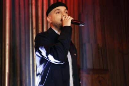 Apon ετοιμάζει το νέο του άλμπουμ Ηχογένεια από την Panik Records