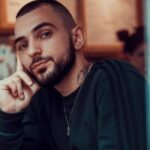 TOQUEL σε live εμφάνιση με το άλμπουμ 10 που κατακτά τα charts σε Spotify και Apple Music