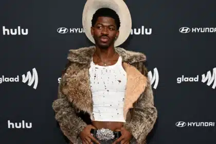Lil Nas X σε δικαστήριο στο Los Angeles εν μέσω υπόθεσης με κατηγορίες και πρόγραμμα ψυχικής υγείας