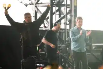 Oasis Wonderwall 30th Anniversary Box Set Live Tour 2025