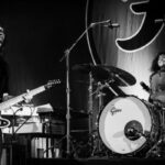 Ο Dave Grohl στη σκηνή επιβεβαιώνει νέο άλμπουμ των Foo Fighters