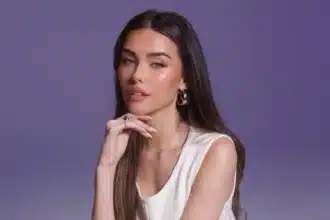 Madison Beer στο Billboard Women in Music 2025, μιλώντας για το νέο της άλμπουμ “Locket”