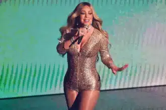 Γιάννης Παπαμιχαήλ συνομιλία με Mariah Carey στο Messenger