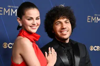 Selena Gomez και Benny Blanco σε δημόσια εμφάνιση – Ιστορία με τους όρκους γάμου