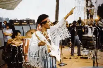 Woodstock 1969, Jimi Hendrix, Carlos Santana, Janis Joplin, The Who, Grateful Dead, festival history, rock culture