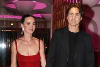 Katy Perry και Justin Trudeau στο Παρίσι επιβεβαιώνουν τη σχέση τους με πρώτη δημόσια εμφάνιση.