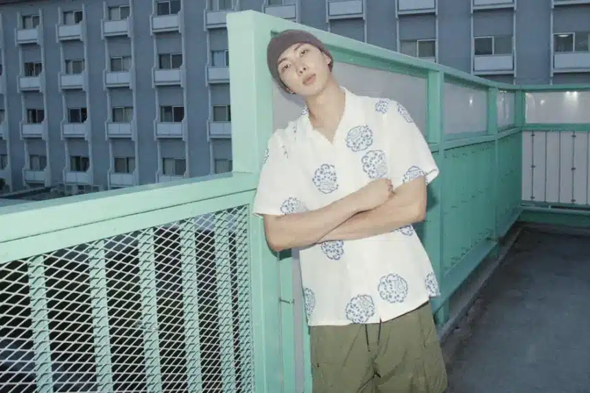 RM των BTS στη σκηνή του APEC 2025 μιλώντας για την επίδραση του K-pop