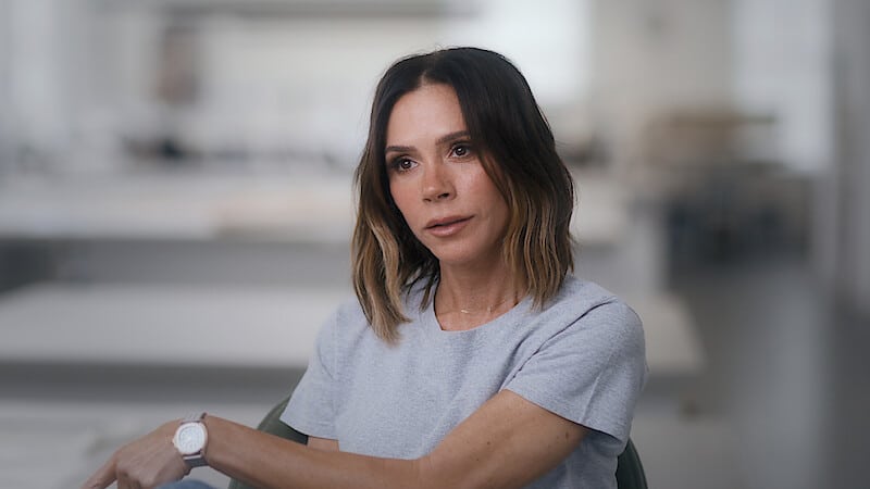 Η Victoria Beckham μιλά για την πιθανή επανένωση των Spice Girls και αναστατώνει τους φανς