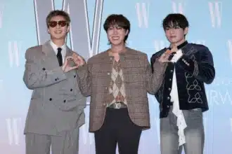 BTS RM σε εκδήλωση στη Σεούλ, ανακοινώνει την ημερομηνία για το comeback