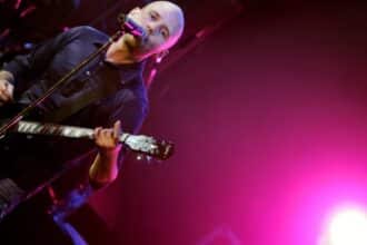Ο Moby έρχεται στην Πλατεία Νερού για το Release Athens 2026. Μια συναυλία με τις μεγαλύτερες dance επιτυχίες του και ενέργεια που θα ηλεκτρίσει το κοινό. Όλες οι πληροφορίες για τα εισιτήρια και την προπώληση.