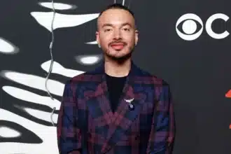 J Balvin μιλά ανοιχτά για την ψυχική υγεία και τη μη ρεαλιστική ζωή των celebrities