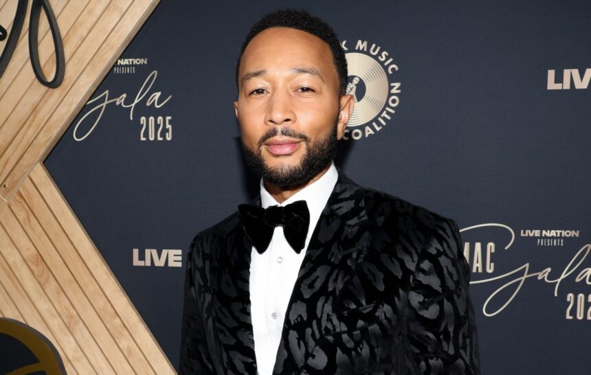 John Legend κάνει πολιτικό σχόλιο για Donald Trump και Nobel Peace Prize
