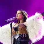 Nelly Furtado τραγουδά στη σκηνή – ανακοινώνει παύση από τις συναυλίες και επικεντρώνεται στη δημιουργία