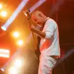 Sam Rivers των Limp Bizkit επί σκηνής σε συναυλία