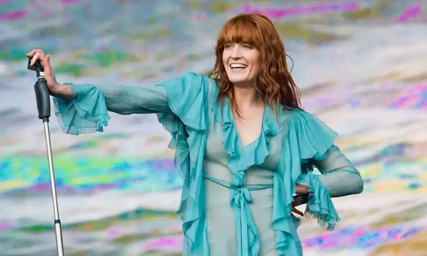 Florence + The Machine – “Everybody Scream” στο Νο. 1: Μια μουσική επιστροφή που ξεπερνά κάθε προσδοκία