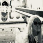 Η Patti Smith, στα 78 της, μιλά για το Bread of Angels και τα 50 χρόνια του Horses με την ίδια ενέργεια και αλήθεια που τη χαρακτηρίζει εδώ και δεκαετίες