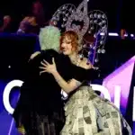 Chappell Roan απονέμει στη Cyndi Lauper το βραβείο Rock & Roll Hall of Fame 2025