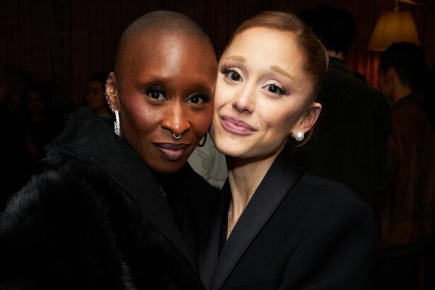 Cynthia Erivo και Ariana Grande στο κόκκινο χαλί του Wicked: For Good στη Σιγκαπούρη