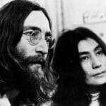 John Lennon kai Yoko Ono sto studio kata tin ichografisi tou Double Fantasy to 1980