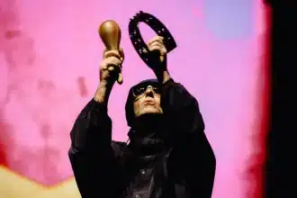 Liam Gallagher στη σκηνή των Oasis