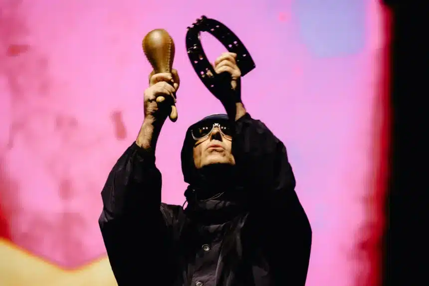 Liam Gallagher στη σκηνή των Oasis