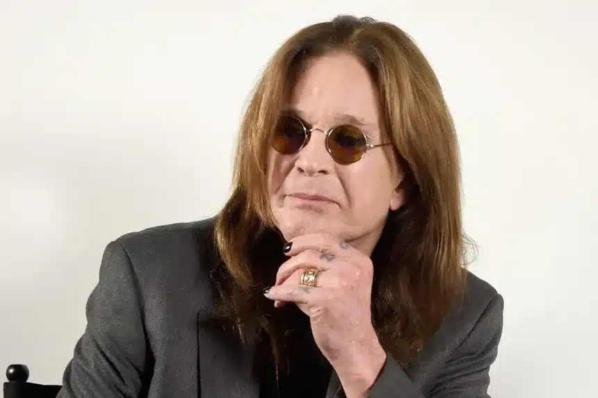 Ozzy Osbourne στη σκηνή του “Back to the Beginning” στο Μπέρμιγχαμ, το τελευταίο του show γεμάτο συγκίνηση και σεβασμό