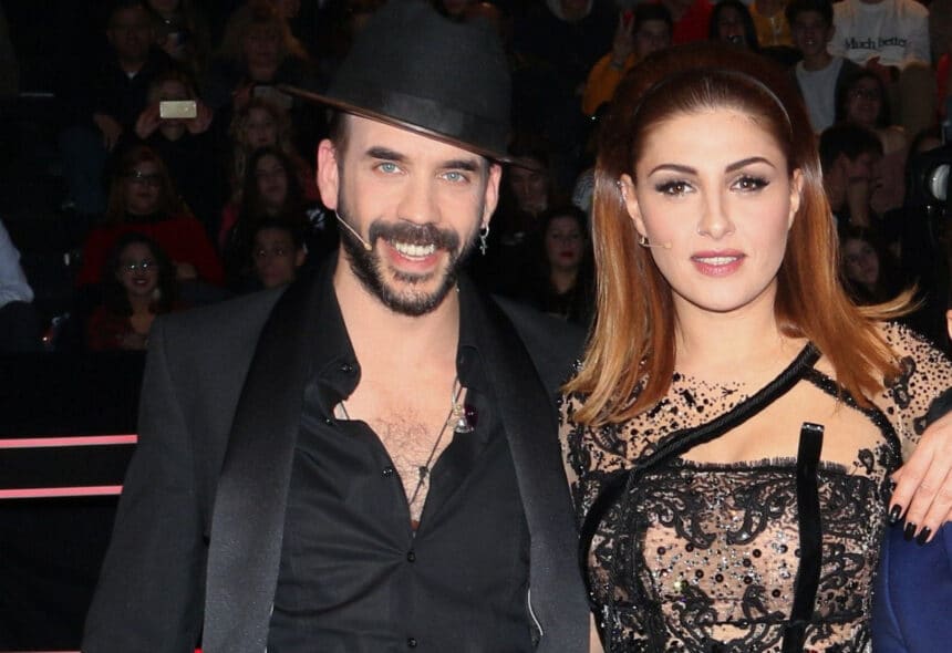 Elena Paparizou Panos Mouzourakis O Erotas Graphetai soundtrack Minos EMI