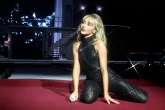 Sabrina Carpenter kinimatografiko comeback Alice in Wonderland musical