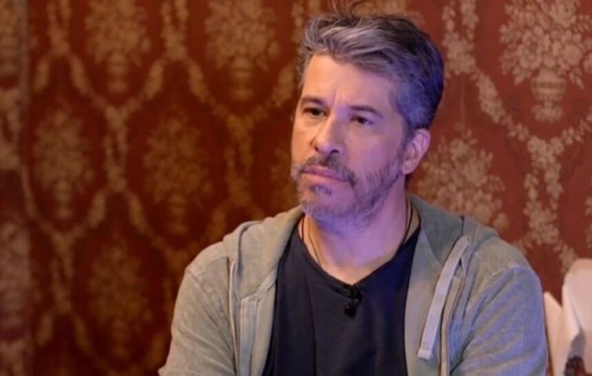 Χάρης Βαρθακούρης Αντέχω τραγούδι Panik Oxygen σειρά Να Μ’ Αγαπάς