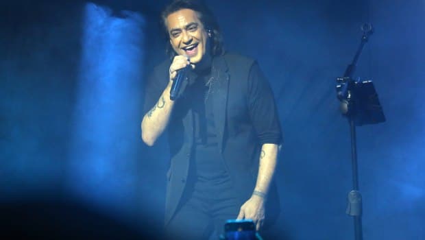 Dionysis Sxoinas Μαύρα Χριστούγεννα νέο τραγούδι Panik Records