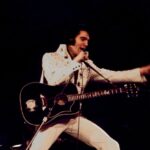 Elvis Presley στη σκηνή του Las Vegas – σκηνή από το φιλμ EPiC