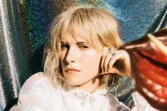 Hayley Williams ψυχική υγεία Paramore podcast