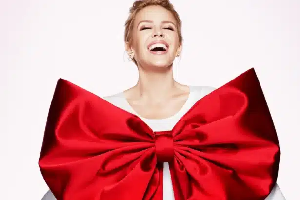 Kylie Minogue xmas no1 single uk charts christmas 2025