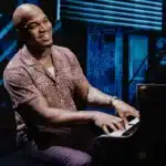 Ο NE-YO στη σκηνή του Broadway για το musical “Hell’s Kitchen” της Alicia Keys