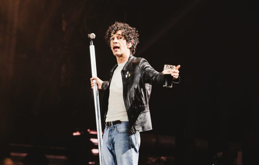 The 1975 DOGS – Matty Healy αποκαλύπτει δύο νέα άλμπουμ