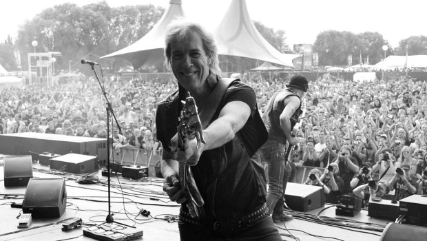 Scorpions Francis Buchholz tribute heavy metal