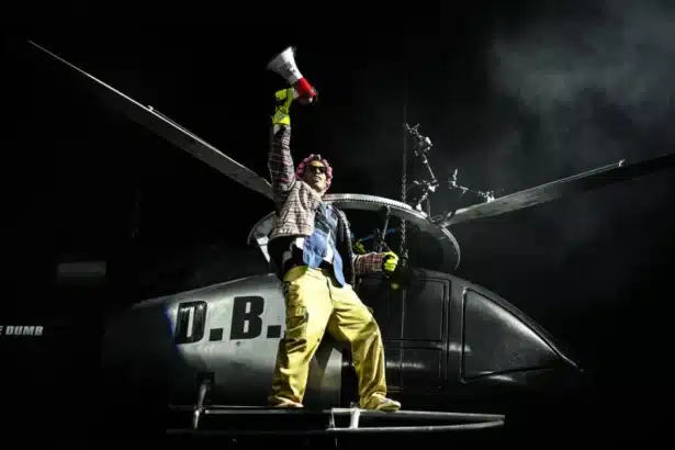 Ο A$AP Rocky στη σκηνή μετά την επιστροφή του στην κορυφή του Billboard 200