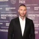 Adam Levine Maroon 5 εξωδικαστικός συμβιβασμός Instagram