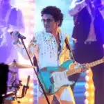 Bruno Mars στη σκηνή με Anderson Paak και RAYE στη Romantic Tour